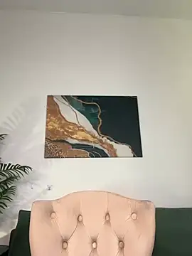 Shy Vivi online show from February 2026 11:18:02 AM