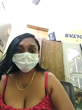 Dharshini98 online show from December 2025 01:06:02 PM