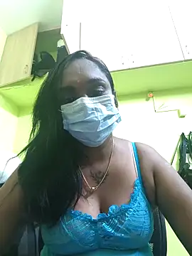 Dharshini98 online show from November 2025 06:52:01 PM