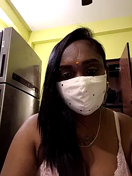 Dharshini98 online show from February 2026 11:11:01 PM