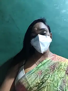 Dharshini98 online show from December 2025 12:18:02 PM