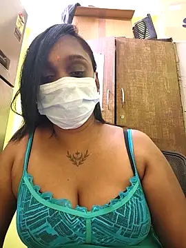 Dharshini98 online show from December 2025 04:38:02 AM