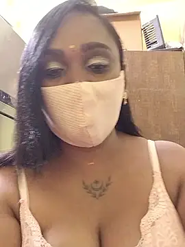 Dharshini98 online show from January 2026 10:32:02 AM