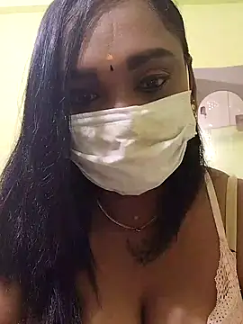 Dharshini98 online show from January 2026 11:09:01 PM