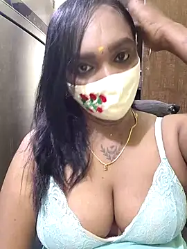 Dharshini98 online show from March 2026 11:41:01 PM