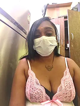 Dharshini98 online show from December 2025 02:03:02 AM