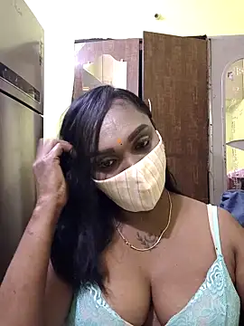 Dharshini98 online show from February 2026 08:30:02 PM