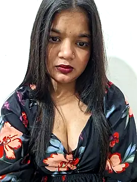 DIMPLE-GIRL88 online show from December 2025 05:51:01 PM