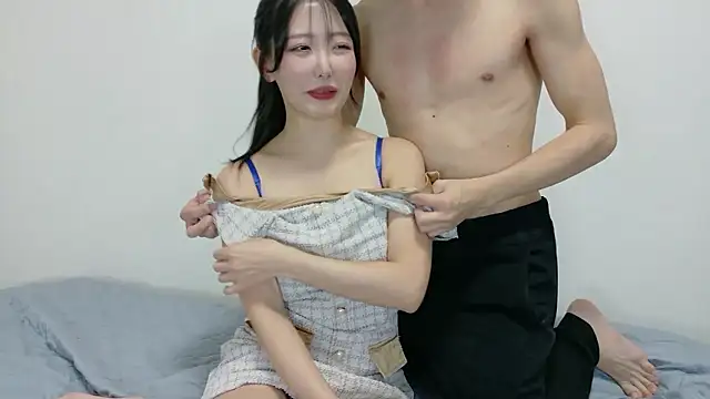 ikura chan online show from November 2025 02:28:02 PM