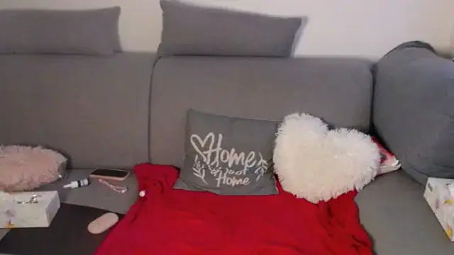 Snapshot of LolaSweetButPsycho7 chatting on December 2025 02:00:02 PM LolaSweetButPsycho7 online show from December 2025 02:00:02 PM