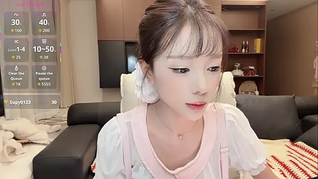 Butterbear online show from December 2025 12:06:01 PM