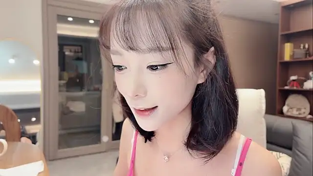 Butterbear online show from December 2025 12:26:01 PM