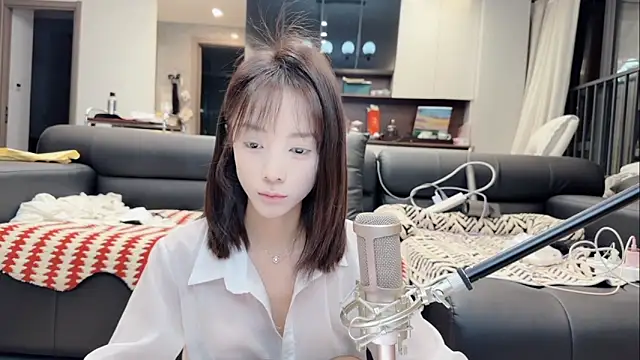 Butterbear online show from April 2026 12:39:01 PM