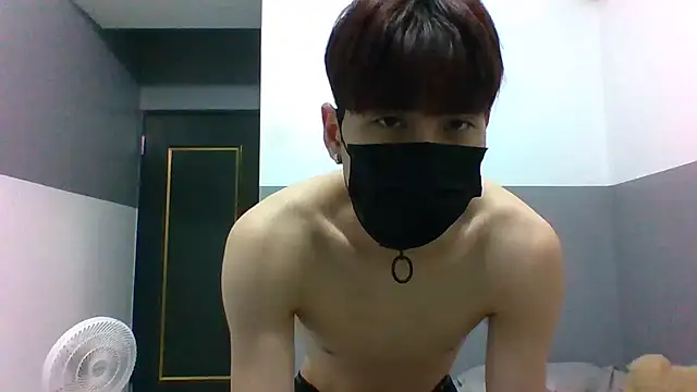 Snapshot of xunyuuu chatting on February 2026 03:45:02 PM xunyuuu online show from February 2026 03:45:02 PM