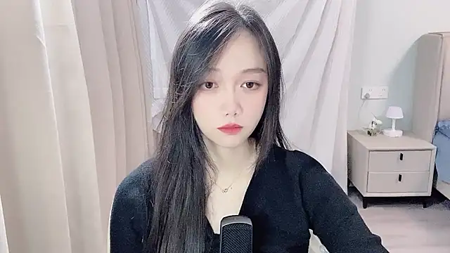 BoiI2u online show from December 2025 03:18:02 PM