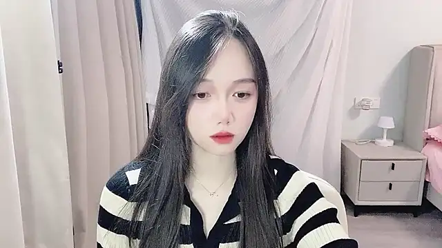 Snapshot of BoiI2u chatting on November 2025 04:00:01 PM BoiI2u online show from November 2025 04:00:01 PM