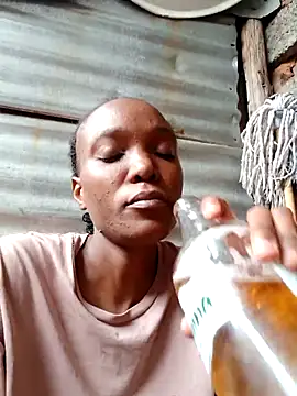 Beverlygurlx6 online show from February 2026 09:00:02 AM