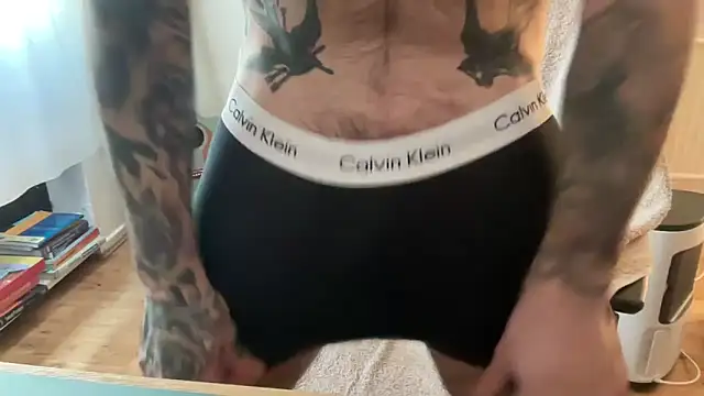 TattedUpSir online show from February 2026 02:40:01 PM