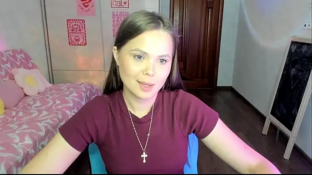 Snapshot of Kira_love_81 chatting on July 2026 01:22:02 PM Kira love 81 online show from July 2026 01:22:02 PM