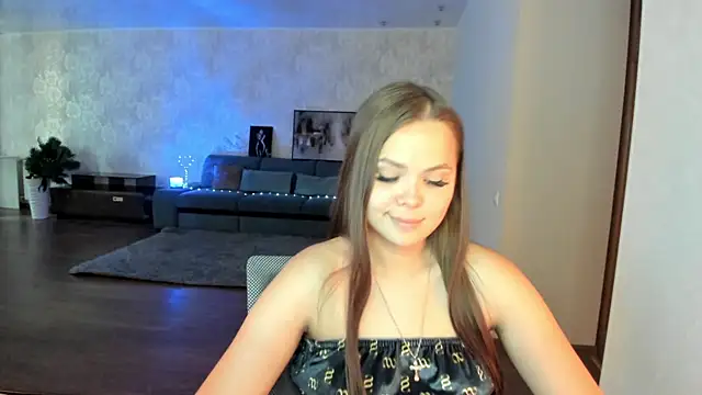 Snapshot of Kira_love_81 chatting on July 2026 12:20:02 PM Kira love 81 online show from July 2026 12:20:02 PM