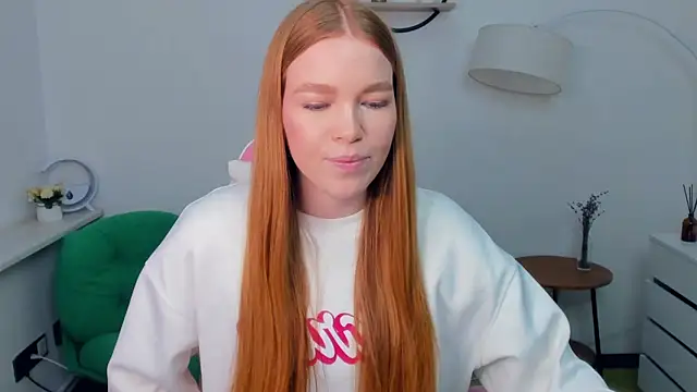 LavetaShiroma online show from December 2025 08:41:02 PM