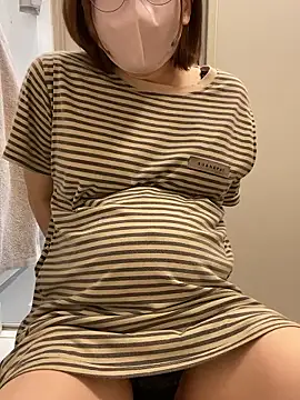 Snapshot of yun_cute chatting on November 2025 12:42:02 PM yun cute online show from November 2025 12:42:02 PM