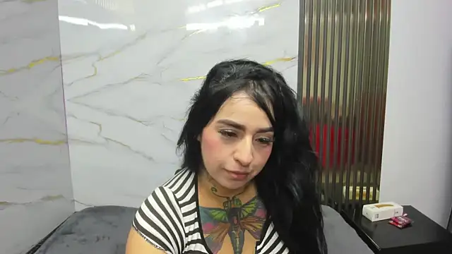 DashaMiller  online show from November 2025 01:10:01 PM