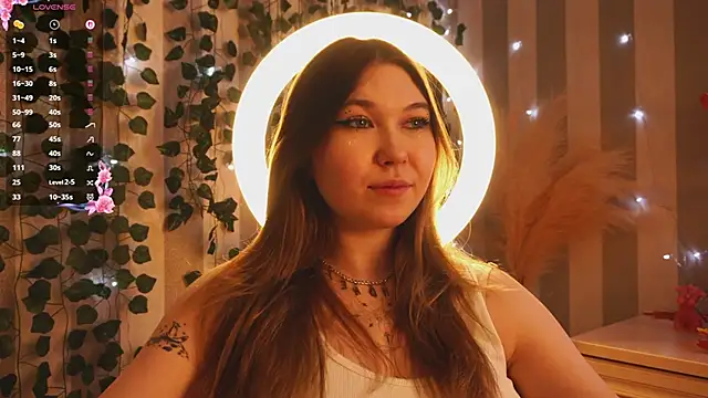 cheeky cherry  online show from December 2025 03:10:02 PM