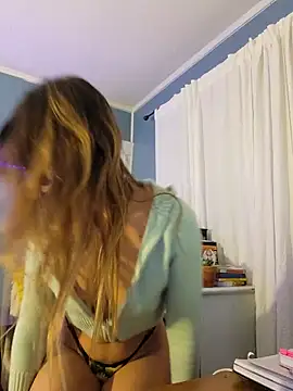 Snapshot of Aaaahhiraya2 chatting on February 2026 03:49:01 AM Aaaahhiraya2 online show from February 2026 03:49:01 AM