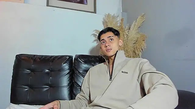 ZeusBrant online show from April 2026 01:12:02 PM