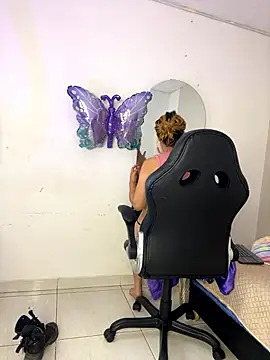 NinaSakura Eup online show from January 2026 12:12:01 PM