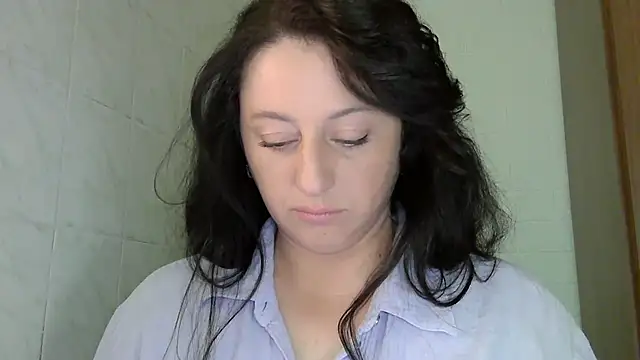 Snapshot of MelinaAx chatting on June 2026 08:14:01 AM MelinaAx online show from June 2026 08:14:01 AM