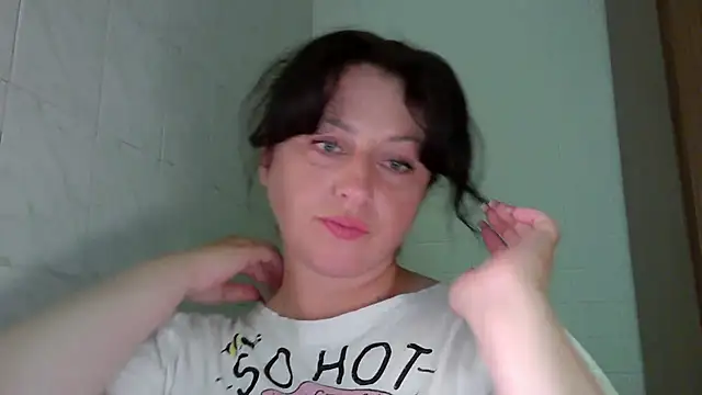 Snapshot of MelinaAx chatting on June 2026 07:58:02 PM MelinaAx online show from June 2026 07:58:02 PM