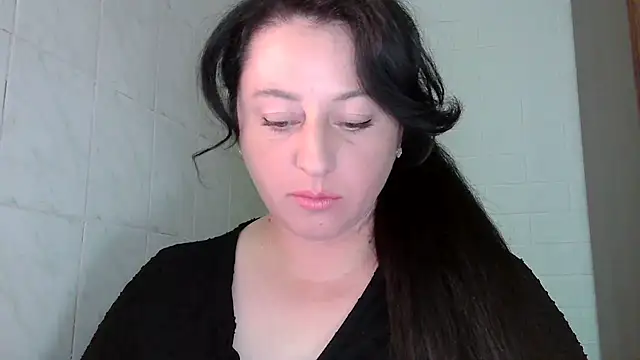 Snapshot of MelinaAx chatting on July 2026 07:47:02 PM MelinaAx online show from July 2026 07:47:02 PM