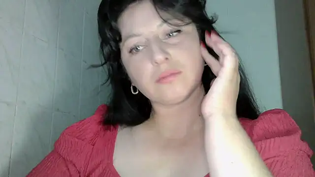 Snapshot of MelinaAx chatting on June 2026 06:34:01 PM MelinaAx online show from June 2026 06:34:01 PM