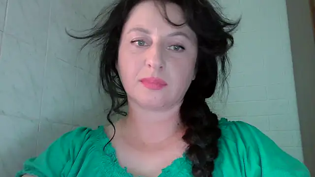 Snapshot of MelinaAx chatting on July 2026 07:22:01 PM MelinaAx online show from July 2026 07:22:01 PM