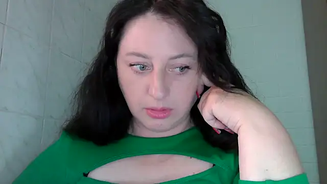 Snapshot of MelinaAx chatting on June 2026 07:30:01 AM MelinaAx online show from June 2026 07:30:01 AM