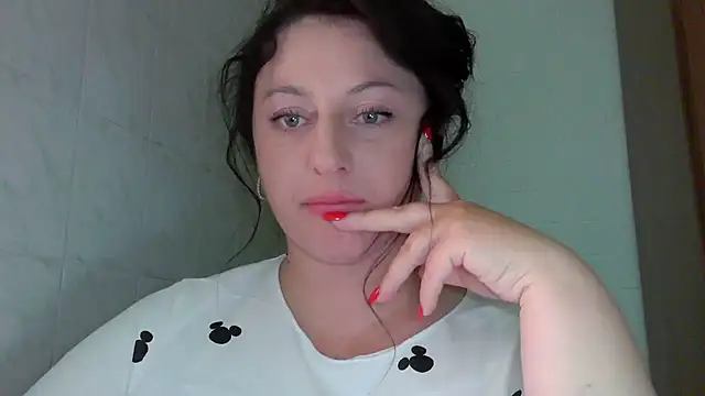 Snapshot of MelinaAx chatting on June 2026 07:26:02 PM MelinaAx online show from June 2026 07:26:02 PM