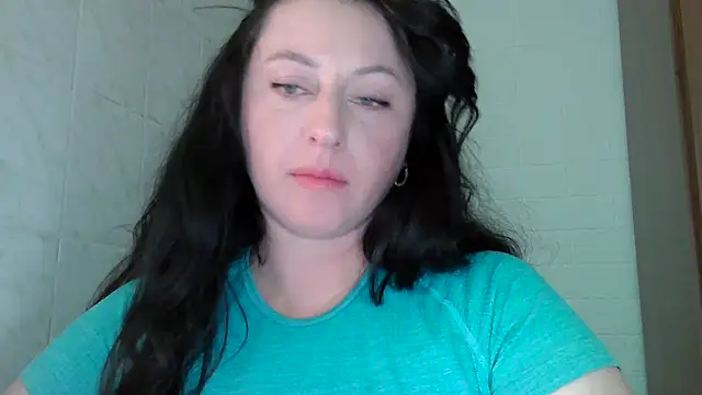 Snapshot of MelinaAx chatting on June 2026 07:57:02 PM MelinaAx online show from June 2026 07:57:02 PM