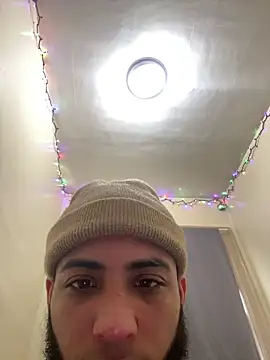 Snapshot of jloco954 chatting on April 2026 10:33:02 PM jloco954 online show from April 2026 10:33:02 PM