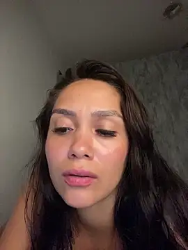 carolsapequinha online show from March 2026 12:25:01 AM