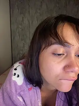 carolsapequinha online show from May 2026 09:05:01 AM