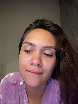 carolsapequinha online show from June 2026 07:35:02 AM