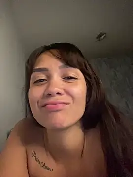carolsapequinha online show from May 2026 04:07:01 AM
