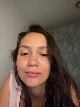 carolsapequinha online show from March 2026 10:44:02 AM