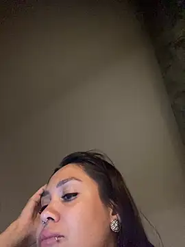 carolsapequinha online show from July 2026 04:53:02 AM