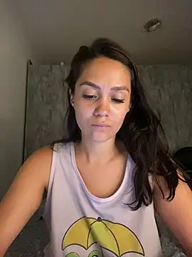 carolsapequinha online show from March 2026 12:02:02 PM