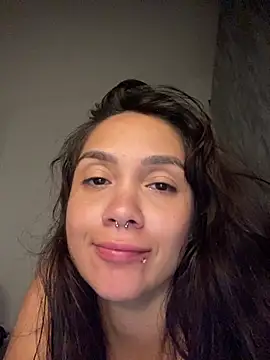 carolsapequinha online show from June 2026 04:54:01 AM