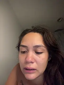 carolsapequinha online show from April 2026 08:32:01 AM