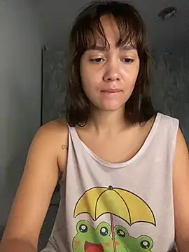 carolsapequinha online show from May 2026 02:53:01 PM